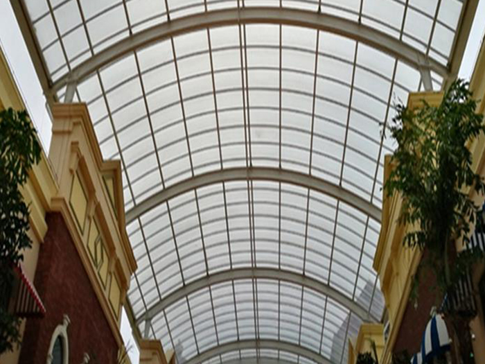 商洛屋面网架顶棚吊装方案